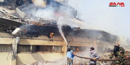 من الأضرار التي خلفتها النيران في مبنى مستودعات المؤسسة العامة للتبغ   