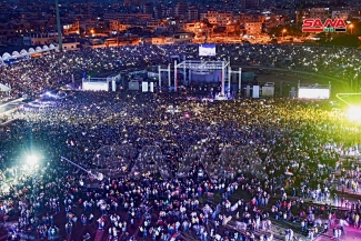 من الحفل الجماهيري الحاشد في ملعب الباسل بلاذقية احتفاء بفوز الدكتور بشار الأسد في انتخابات رئاسة الجمهورية