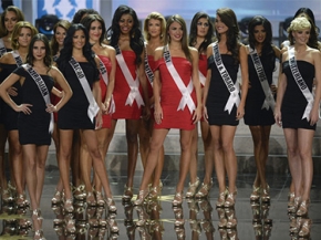 فوز الفنزويلية غابرييلا ايسلر بلقب ملكة جمال الكون