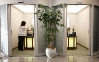 في اليابان حتى الجثث لها حجز فندقي