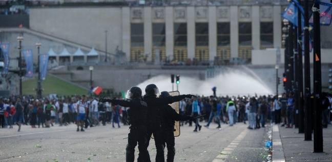 بالفيديو.. اشتباكات بين جماهير فرنسا والبرتغال عقب نهائي يورو 2016 