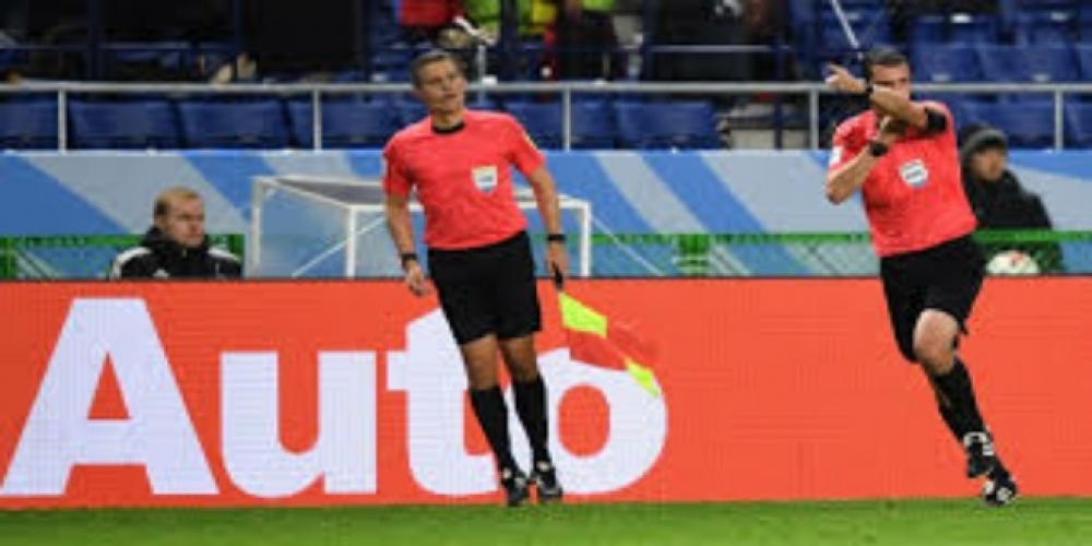 بعد الأخطاء التحكيمية القاتلة..الدوري الاسباني سيعتمد تقنية الفيديو 