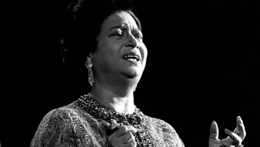 أم كلثوم تعود الى الشاشات السعودية وفيروز تليها!