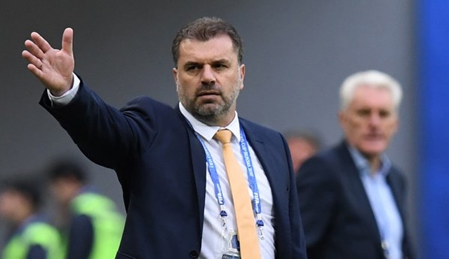 مدرب أستراليا: نسعى للوصول لملحق 