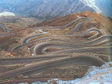 عشق الطبيعة في معرض لراتب مهرة