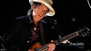 غيتار بوب ديلن يحقق أربعمائة ألف دولار تقريباً !  