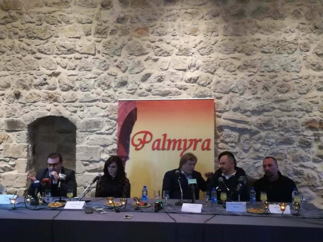 المخرج الروسي ايفان يفاجئ سلاف فواخرجي بمؤتمر إطلاق فيلم PALMYRA  