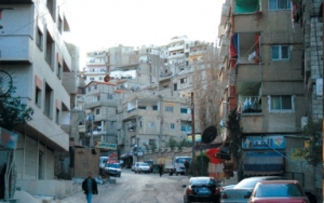  انتشرت بكثرة (وعلى عينك يا تاجر).. (العشوائيات).. ملاذ الكثيرين في زمن الحرب