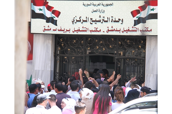 مهمـات جديدة لمكاتب التشغيل.. الطلبة يتهمون والجامعة توضح..  25 مليار ليرة خسائر 