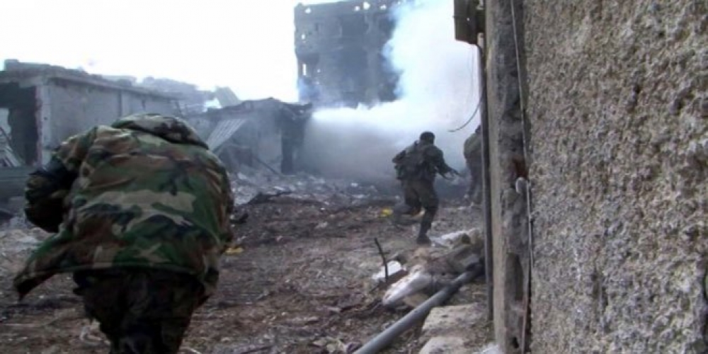 بالفيديو..هؤلاء من يستهدفهم سلاح الجو السوري في الغوطة الشرقية   