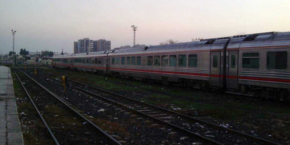 عودة الجامعات الخاصة الى مقراتها قيد الدراسة ..وجميع من أوفدوا منها للخارج لم يعودوا!.. العمل على ربط المطارات مع شبكة السكك الحديدية!