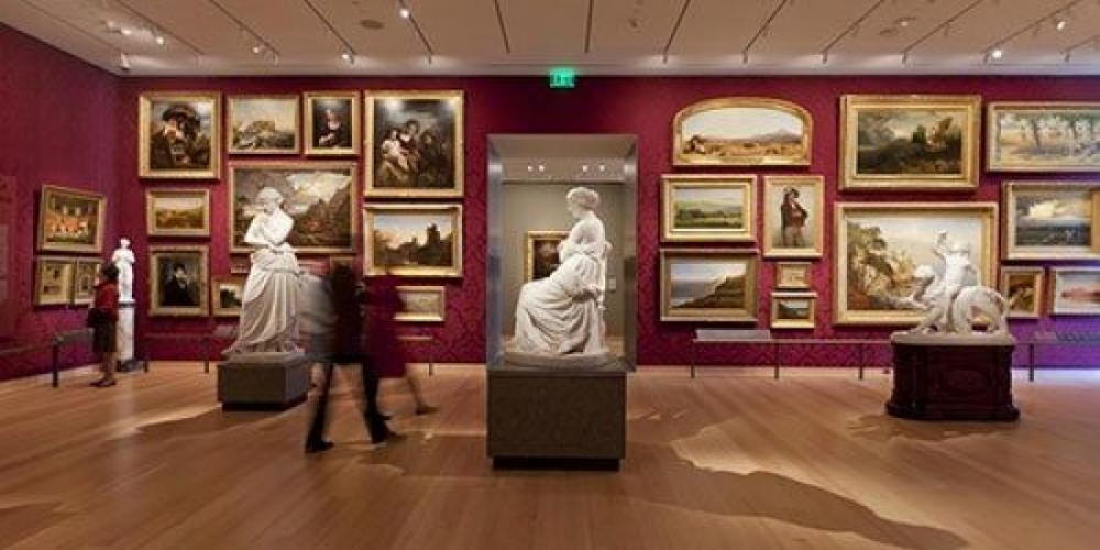 للمرة الأولى متحف في باريس يفتح أبوابه أمام العُراة