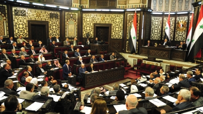 نواب ينتقدون صياغة الحكومة للقوانين.. مديرون أقوى من وزرائهم.. سفاف: الوزارة لا تتدخل في عمل الوزارات أو الجهات المعنية!