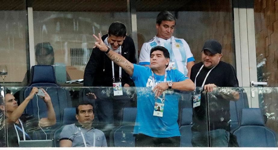 مارادونا: أنا جاهز لتدريب منتخب الأرجنتين بالمجان