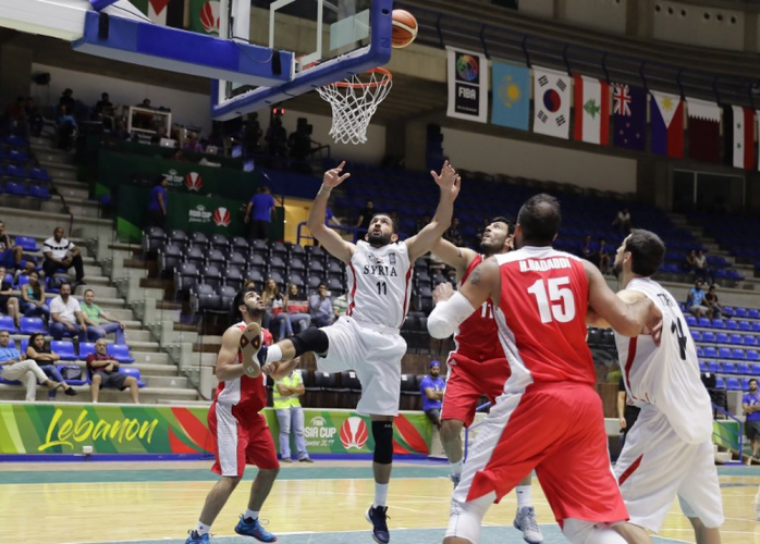 إيران تهزم سوريا بصعوبة ويتأهلان معاً