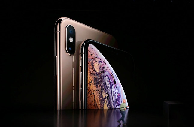 سعر خيالي لآيفون 