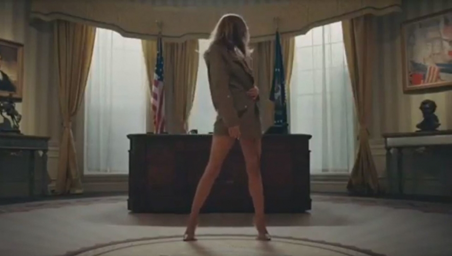 ميلانا ترامب ترقص عارية لفنان أمريكي في المكتب البيضوي