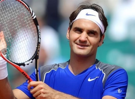 فيدرر يخشى اللعب في السعودية ويرفض مبلغا من 7 أرقام
