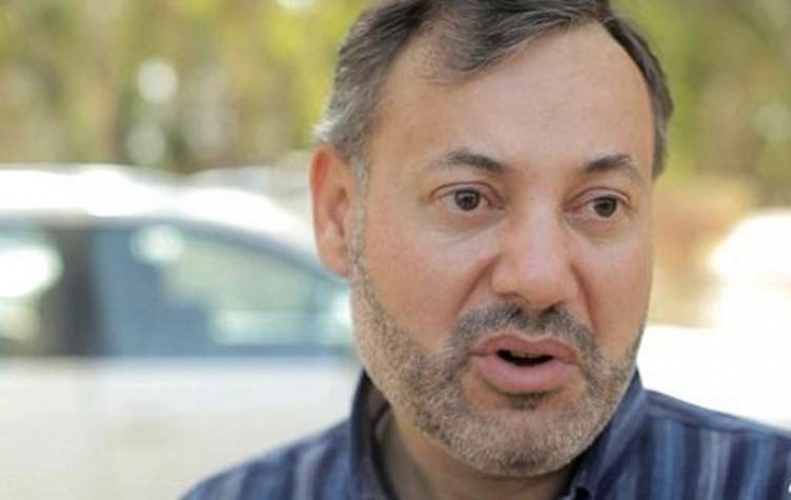  المغرب يصدر مذكرة بحث بحق مذيع الجزيرة أحمد منصور لخداعه فتاة