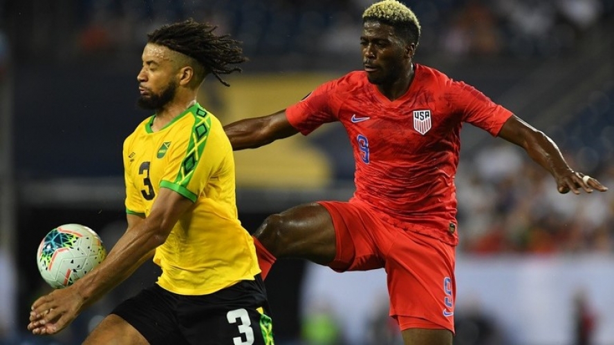 الولايات المتحدة تنهي مشوار جامايكا وتبلغ نهائي الكأس الذهبية 