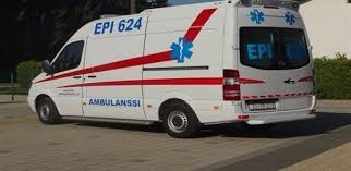 رجل وامرأة يسقطان من النافذة اثناء ممارستهما الجنس