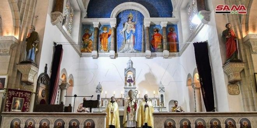 بتكليف من الرئيس الأسد.. الوزير عزام ينقل التهاني لرؤساء الطوائف المسيحية بعيد الفصح المجيد