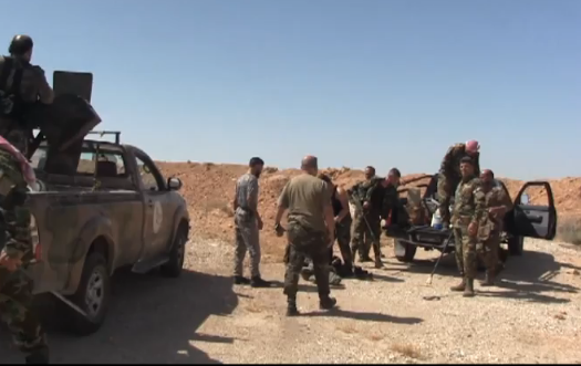 وحدات الهندسة تمشط مناطق واسعة في البادية تمهيداً لعودة الأهالي