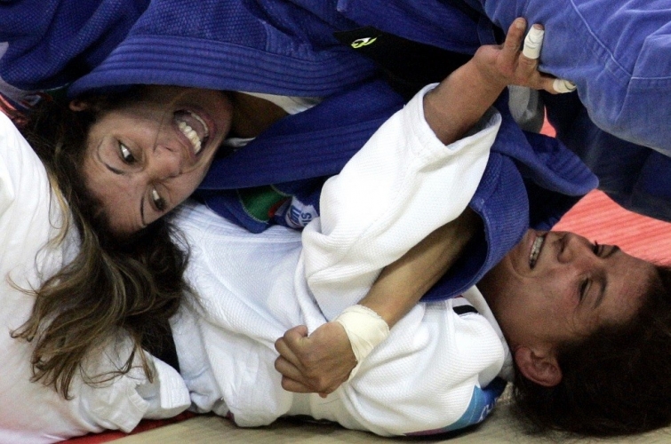 سواكري وزيرة جديدة لرياضة النخبة في الجزائر   