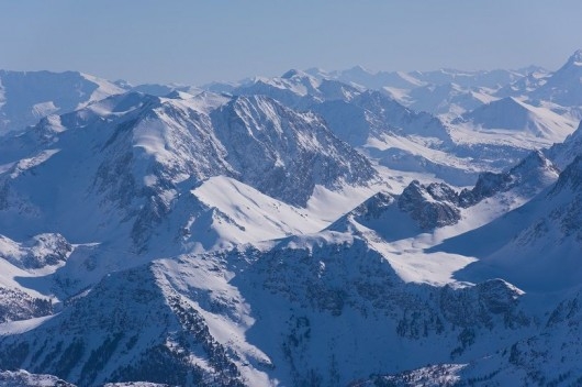 كمية الجليد البحري في القطب الشمالي وصلت إلى أدنى مستوى تاريخي   