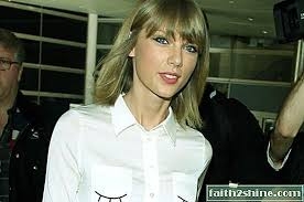  تايلور سويفت: ترامب يخدعنا وعرّض حياة الملايين للخطر