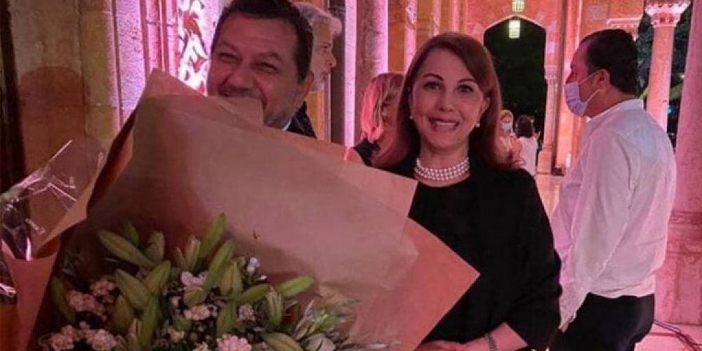 بعد فيروز.. الرئيس الفرنسي يلتقي ماجدة الرومي