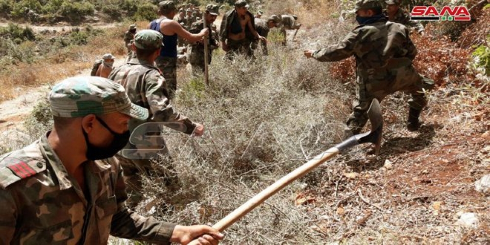 وحدات من الجيش العربي السوري تبدأ بعمليات تطويق النيران في بلدة حزور