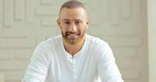 5 نجوم لايعرفون مصير أفلامهم الجديدة.. أبرزهم السقا وهنيدى وتامر حسني!