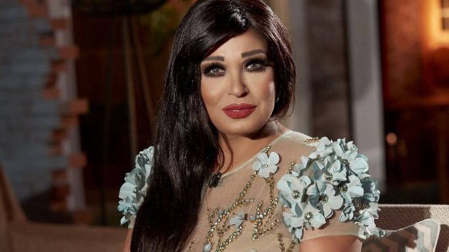 فيفي عبدو تتعرض لأزمة صحية وتطلب الدعاء من جمهورها