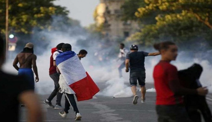 فرنسا.. اعتقال أربعة مراهقين خلال أعمال شغب شرقي البلاد