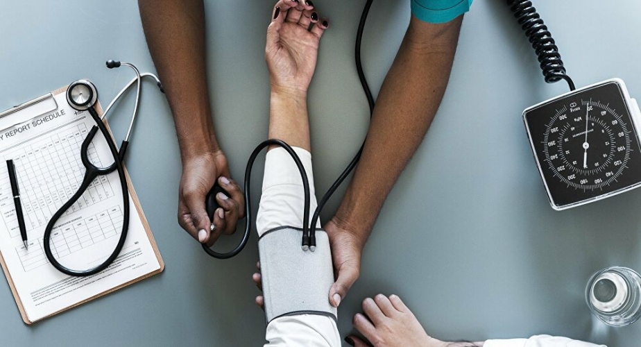 5 طرق غريبة وغير متوقعة للسيطرة على ارتفاع ضغط الدم
