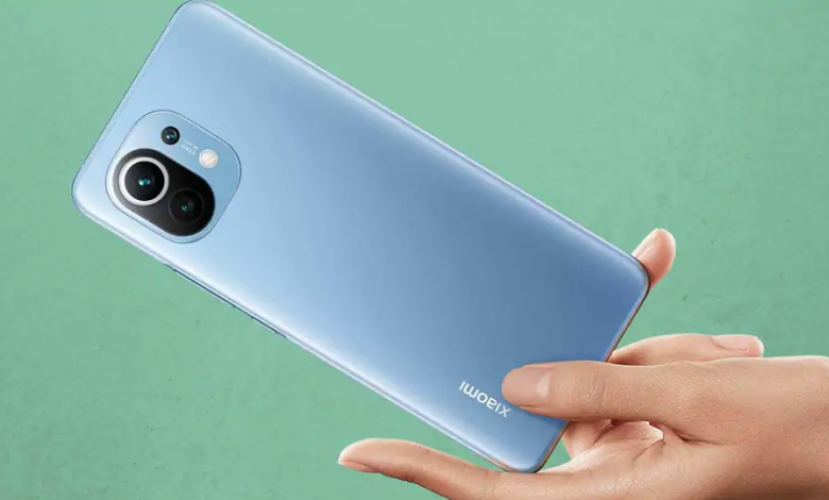 Xiaomi تطلق هاتفا بقدرات فائقة!