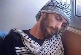 الاسير الفلسطيني الغضنفر ينتصر على الاحتلال بعد 65 يوماً من الإضراب   