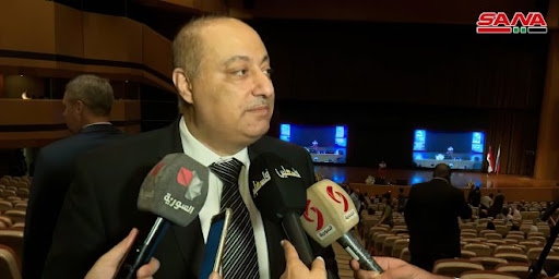 الوزير سارة: العقوبات والحصار يشكلان العقبة الرئيسة أمام عودة المهجرين