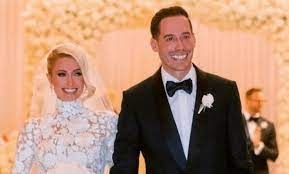  باريس هيلتون تدخل القفص الذهبي في حفل زفاف 