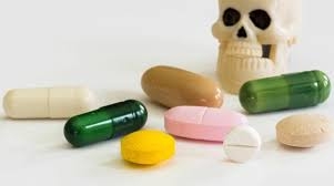 طبيبة تطلق تحذيرات منت تناول الفيتامينات .. أحدها يسبب الإجهاض وآخر السرطان   