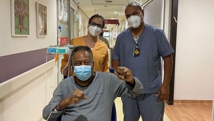 نقل بيليه إلى المستشفى من جديد