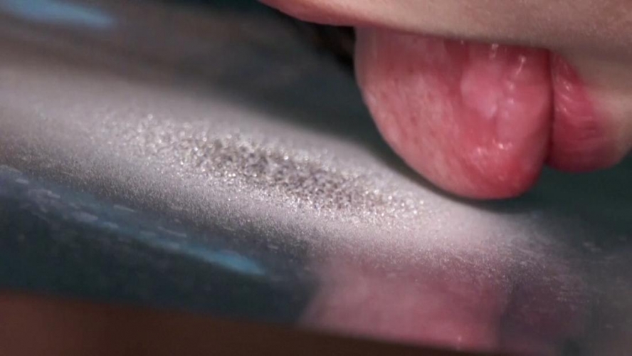 شاهد.. تطوير طريقة لتذوق الطعام عبر شاشة التلفاز في اليابان