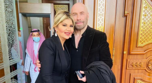 الإعلامية المصرية بوسي شلبي في موقف محرج بسبب جون ترافولتا