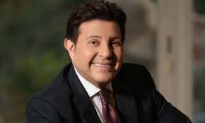 هاني شاكر يعلن استقالته من منصبه كنقيب للمهن الموسيقية