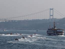 تعطل الملاحة في مضيق البوسفور