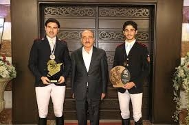 وزير الداخلية اللواء محمد الرحمون يكرّم فرسان نادي الشرطة للفروسية