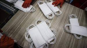 قطر تلغي إلزامية ارتداء الكمامات في الأماكن المغلقة