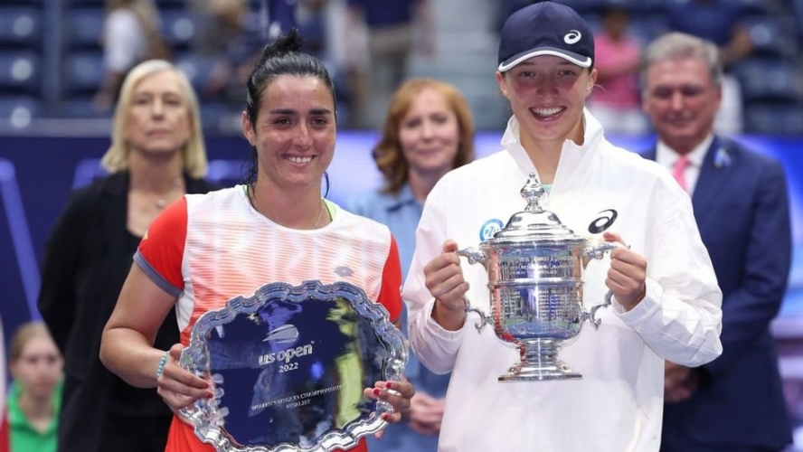 البولندية /إيغا شفياتيك/ تتوج ببطولة أمريكا المفتوحة للتنس على حساب التونسية أنس جابر