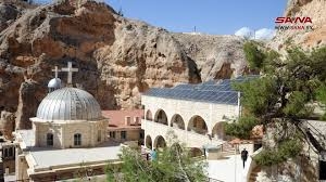 روسيا تسلم دير مار تقلا في معلولا محطة توليد كهرباء بالطاقة الشمسية